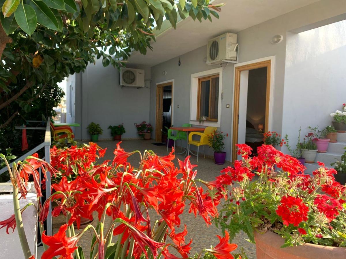 Albi'S Guesthouse Ksamil Eksteriør billede