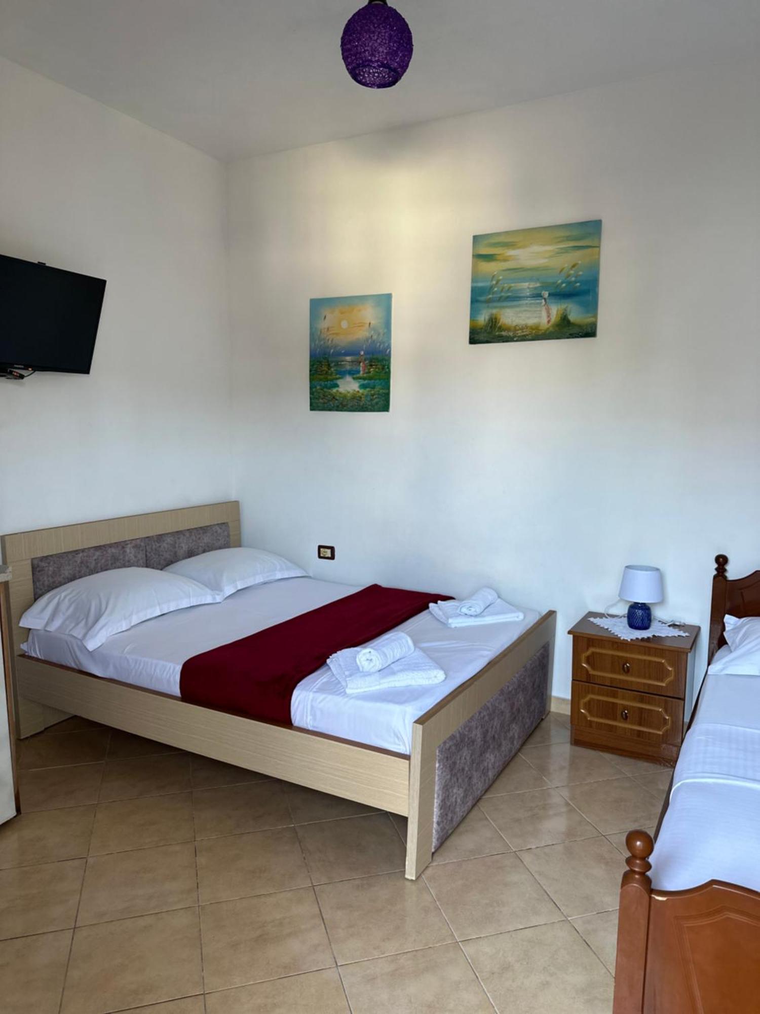 Albi'S Guesthouse Ksamil Eksteriør billede